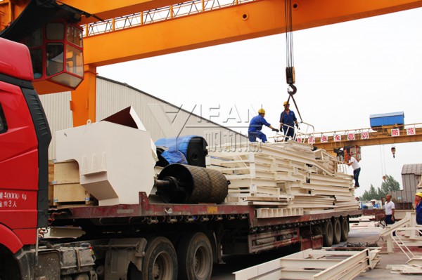 皮帶機(jī)發(fā)貨 皮帶機(jī)發(fā)貨