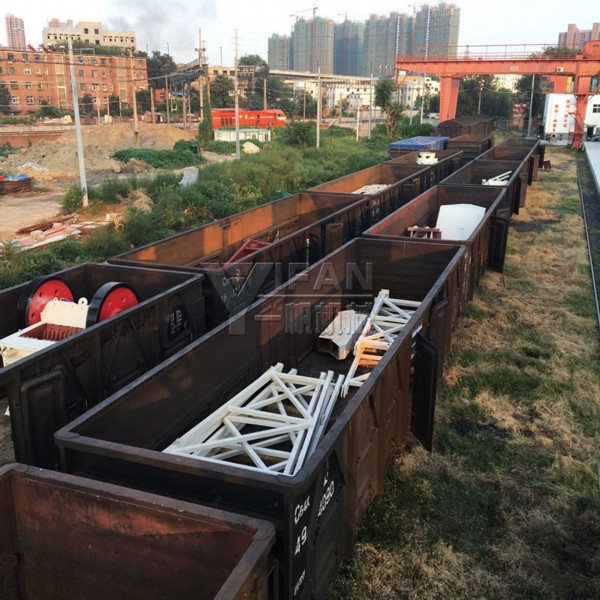 一帆機械發貨集裝箱 一帆機械發貨集裝箱